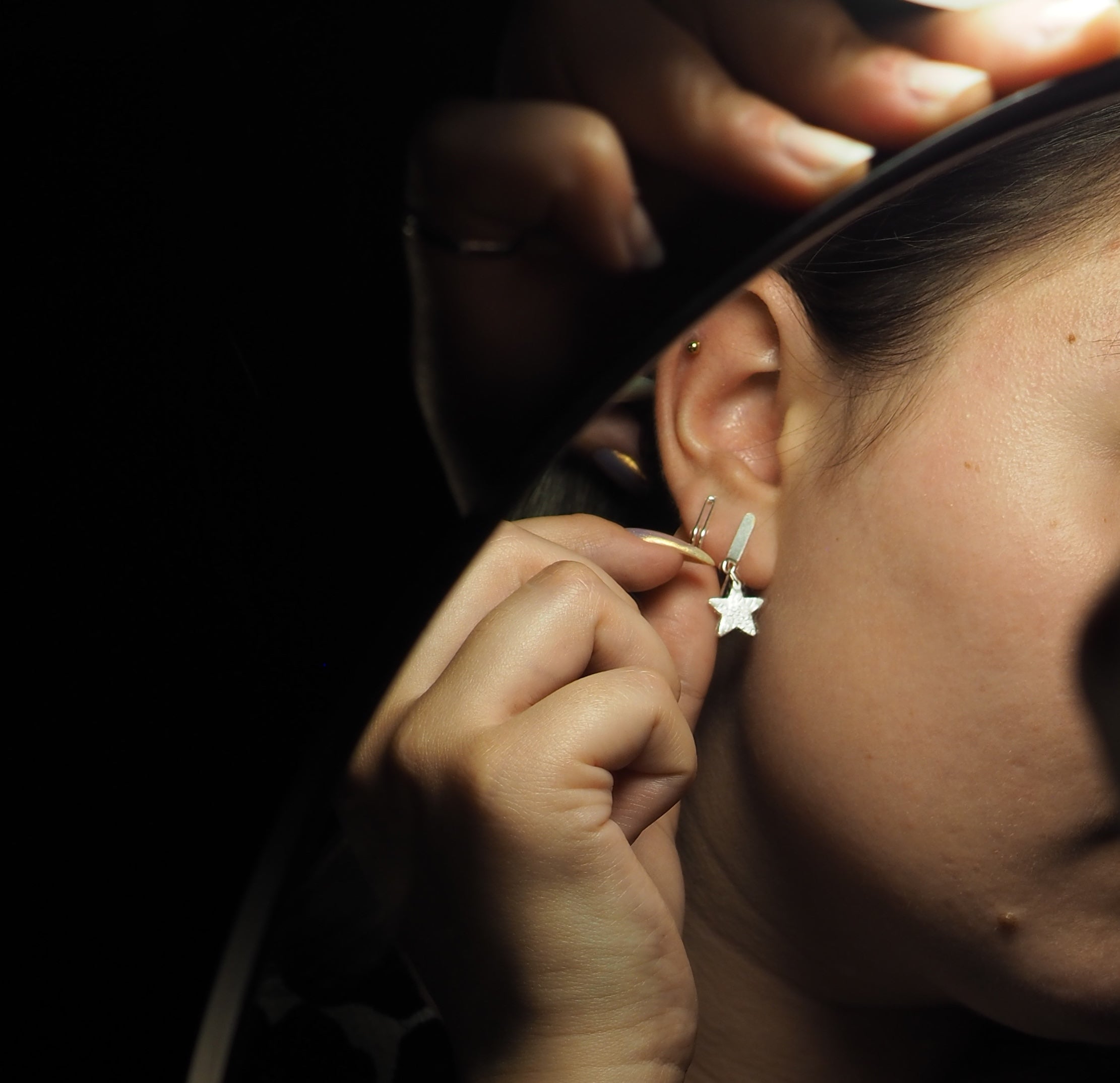 Les boucles d'oreilles