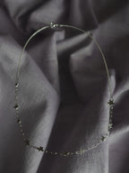Collier court parsemé d'étoiles ✨
