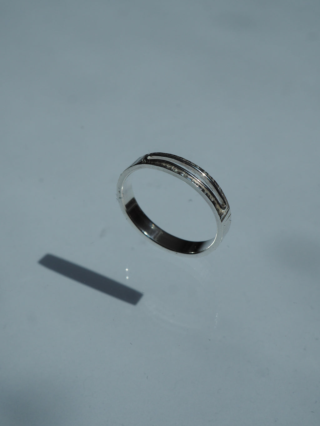 Bague texturée ajourée ✨
