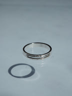 Bague texturée ajourée ✨