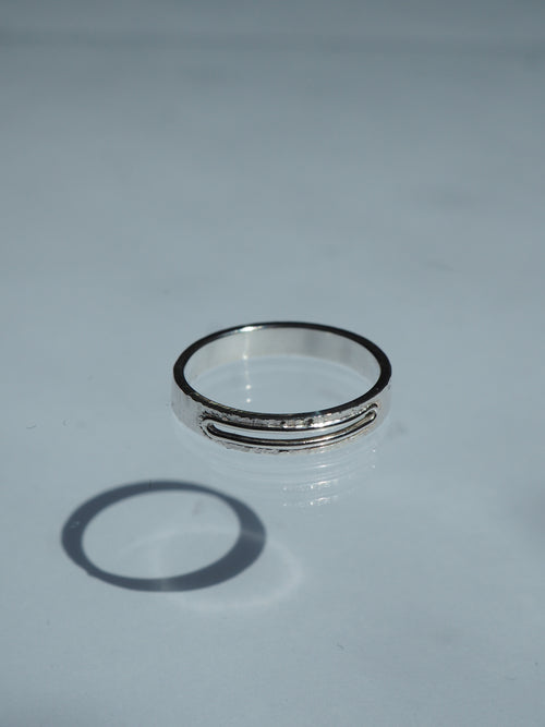 Bague texturée ajourée ✨